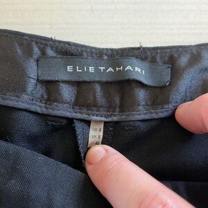 Elie Tahari size 4 black slacks